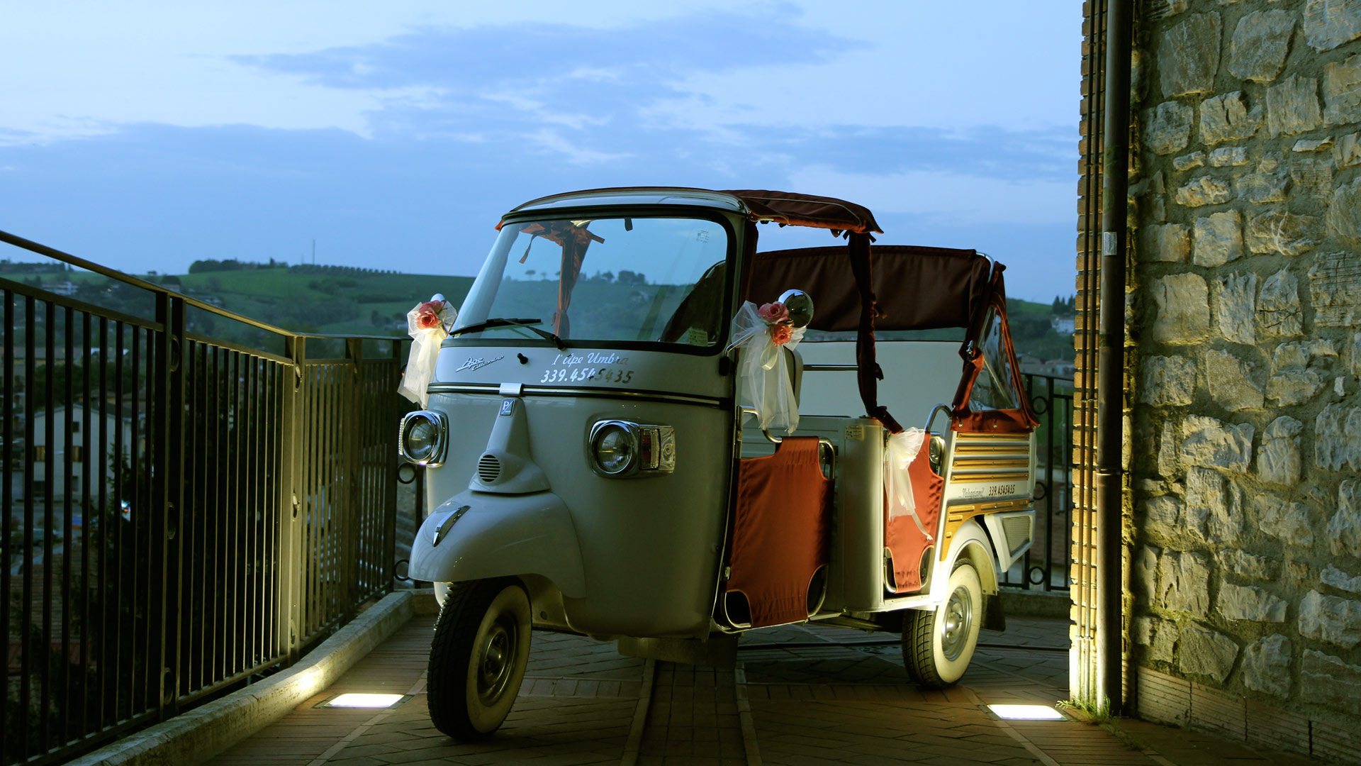 Umbria in Ape Rental Noleggio Vespe Noleggio Scooter Noleggio Ape Calessino